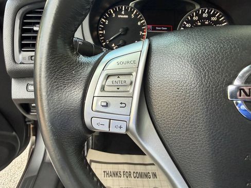 Used 2016 Nissan Altima 2.5 SV w/ Convenience Package FWD image 23