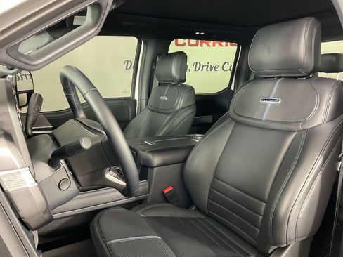 Certified 2025 Ford F250 Platinum w/ FX4 Off-Road Package AWD/4WD image 14