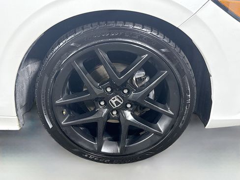 Used 2023 Honda Civic Sport image 32