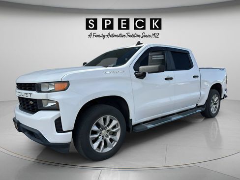 Used 2019 Chevrolet Silverado 1500 Custom w/ Custom Max Trailering Package AWD/4WD image 1