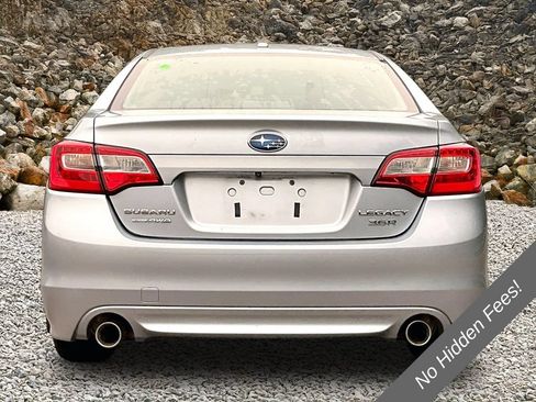 Used 2015 Subaru Legacy 3.6R Limited AWD/4WD image 4