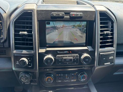 Used 2018 Ford F150 XLT w/ Equipment Group 302A Luxury AWD/4WD image 17