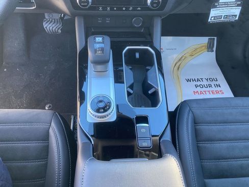 New 2026 Mitsubishi Outlander SE image 22