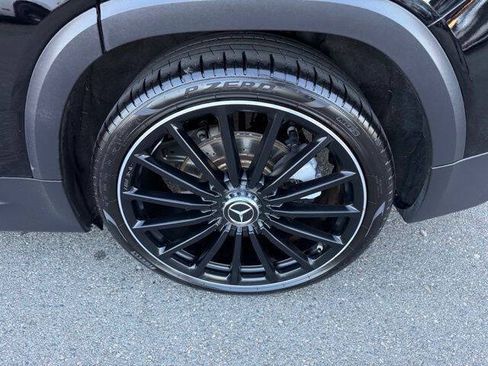 Used 2021 Mercedes-Benz GLB 35 AMG 4MATIC image 10