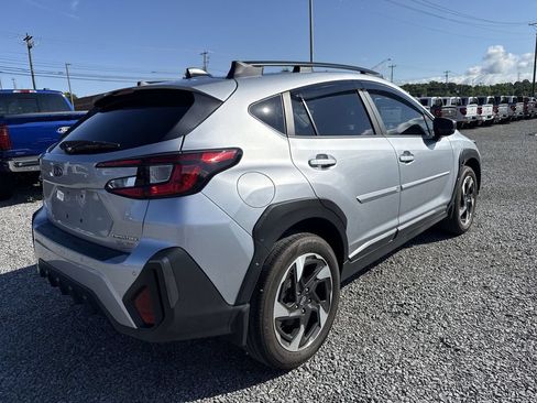 Used 2024 Subaru Crosstrek 2.5i Limited AWD/4WD image 4
