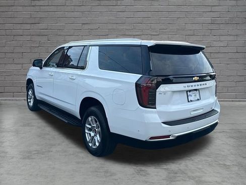 Used 2025 Chevrolet Suburban LT AWD/4WD image 5