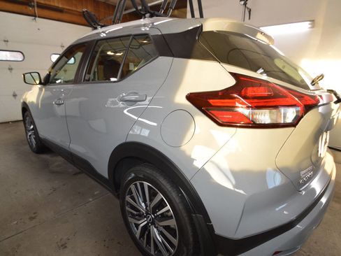 Used 2024 Nissan Kicks SV image 19