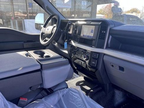 New 2026 Ford F350 XL w/ 360-Degree Camera Package RWD image 20