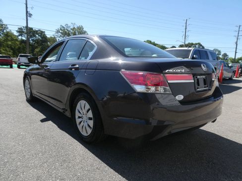Used 2011 Honda Accord LX image 7