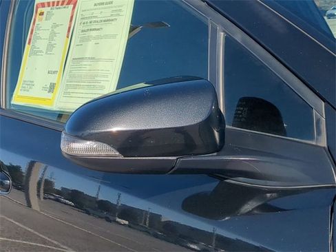 Used 2021 Toyota C-HR LE image 12