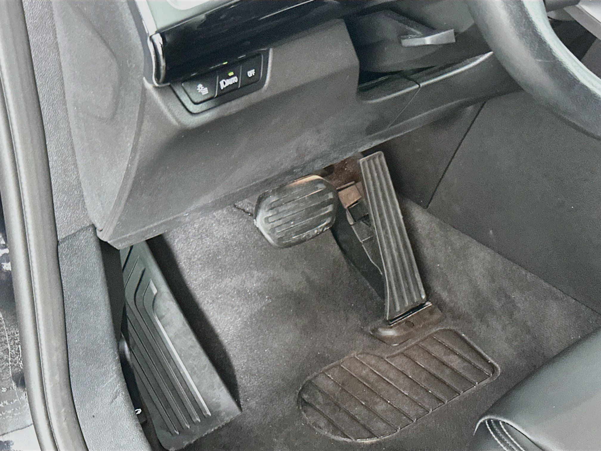 Used 2026 BMW X1 xDrive28i AWD/4WD image 17