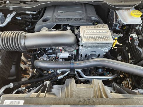 Used 2026 RAM 1500 Laramie w/ Off Road Group AWD/4WD image 30