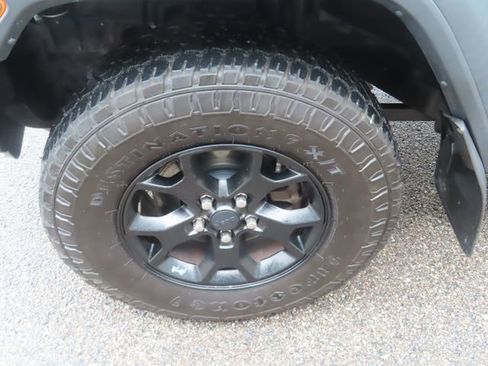Used 2020 Jeep Wrangler Sport AWD/4WD image 16