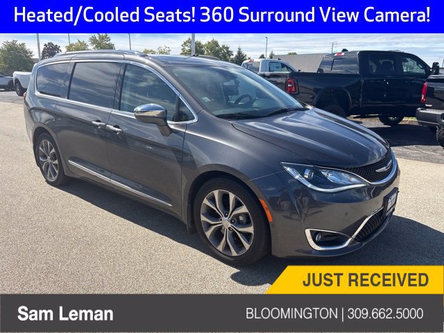 Used 2020 Chrysler Pacifica Limited w/ Tire & Wheel Group FWD image 1