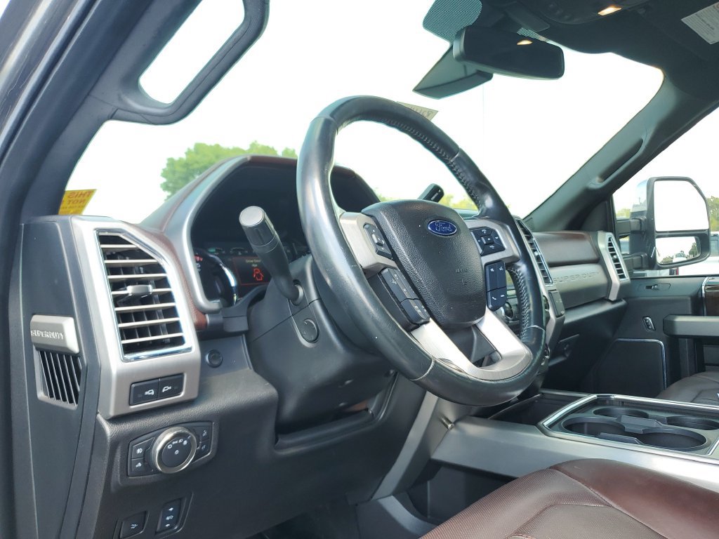 Used 2017 Ford F350 Platinum w/ FX4 Off-Road Package AWD/4WD image 18