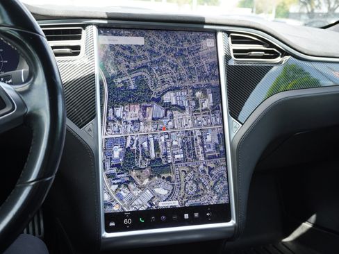 Used 2016 Tesla Model S P85D image 20