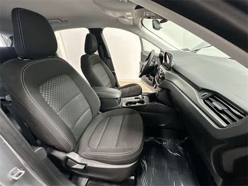 Used 2023 Ford Escape Active image 21