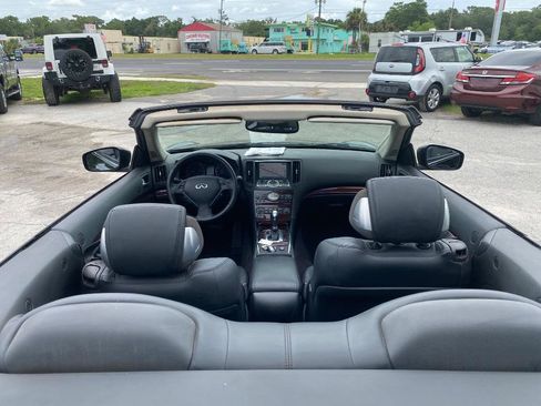 Used 2010 INFINITI G37 Convertible w/ Premium Pkg RWD image 26