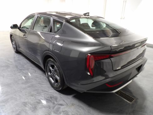 Used 2025 Kia K4 FWD image 6