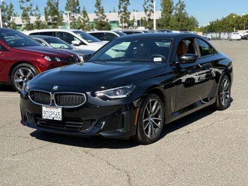 Used 2025 BMW 230i xDrive 230i xDrive w/ Convenience Package image 2