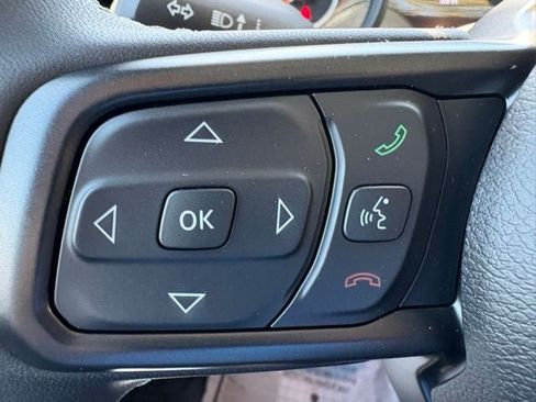 New 2026 Jeep Gladiator Sport AWD/4WD image 12