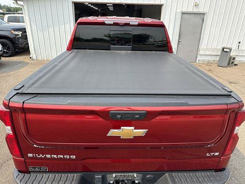 Used 2023 Chevrolet Silverado 1500 LTZ w/ LTZ Premium Package AWD/4WD image 50
