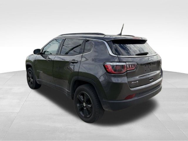 Used 2020 Jeep Compass Latitude w/ Cold Weather Group AWD/4WD image 5
