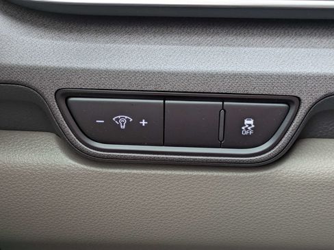 New 2026 Kia Carnival EX FWD image 32