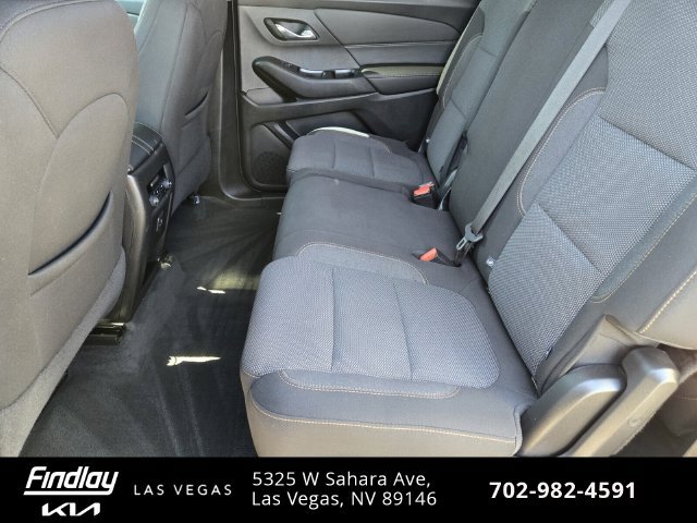 Used 2020 Chevrolet Traverse LT FWD image 13