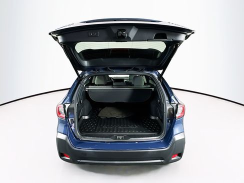 Used 2024 Subaru Outback Premium AWD/4WD image 27