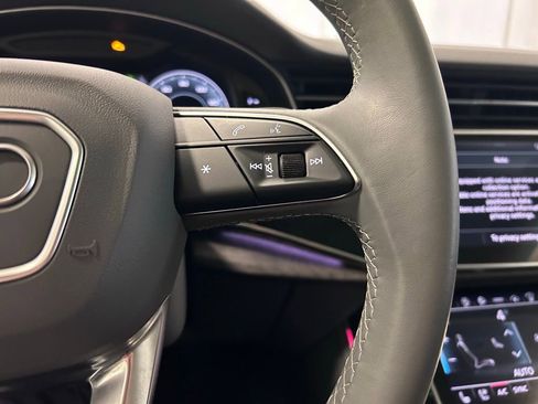 Certified 2022 Audi Q8 Prestige AWD/4WD image 10