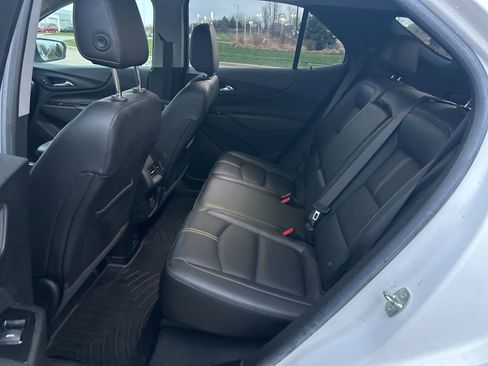 Used 2022 Chevrolet Equinox Premier image 19