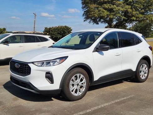 Used 2023 Ford Escape Active w/ Tech Pack #1 image 3