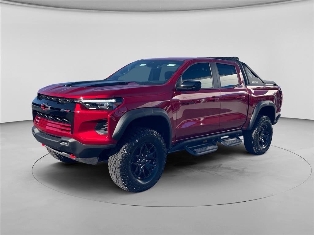 New 2026 Chevrolet Colorado ZR2 w/ Midnight Edition AWD/4WD image 3