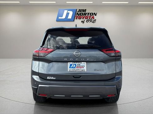 Used 2024 Nissan Rogue SL AWD/4WD image 6