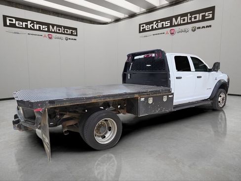 Used 2020 RAM 5500 Tradesman w/ Chrome Appearance Group AWD/4WD image 6