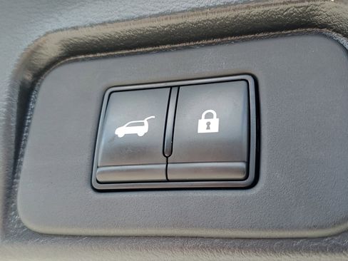 Certified 2023 Nissan Rogue SV w/ SV Premium B Package image 8