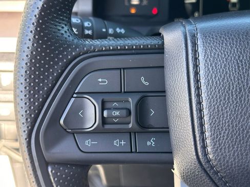 Used 2025 Toyota Tacoma SR5 image 26