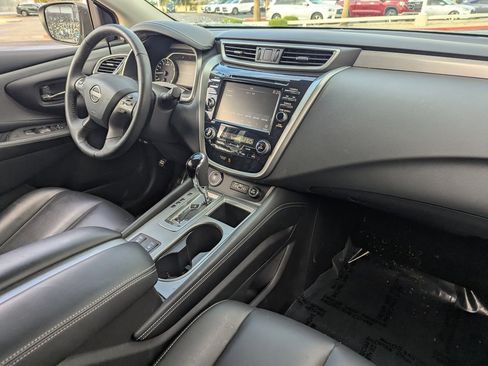 Certified 2024 Nissan Murano SV w/ SV Midnight Edition Package image 13