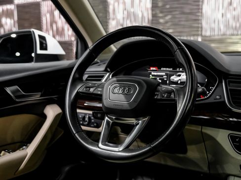 Used 2018 Audi Q5 2.0T Premium Plus w/ Premium Plus Package AWD/4WD image 13
