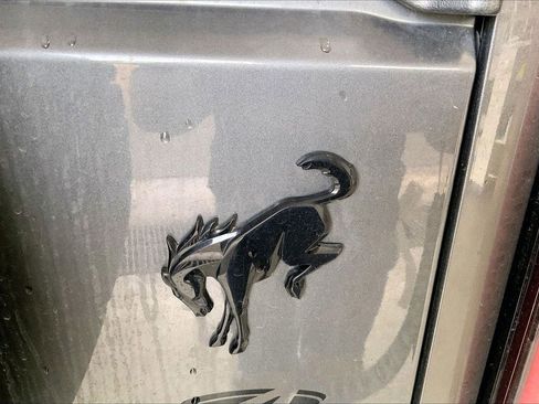 Used 2022 Ford Bronco Wildtrak AWD/4WD image 9