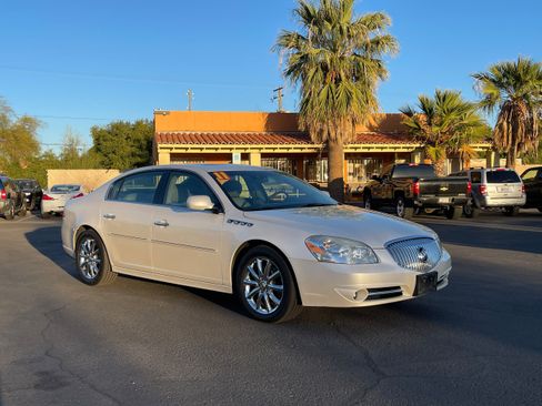 Used 2011 Buick Lucerne Super image 7