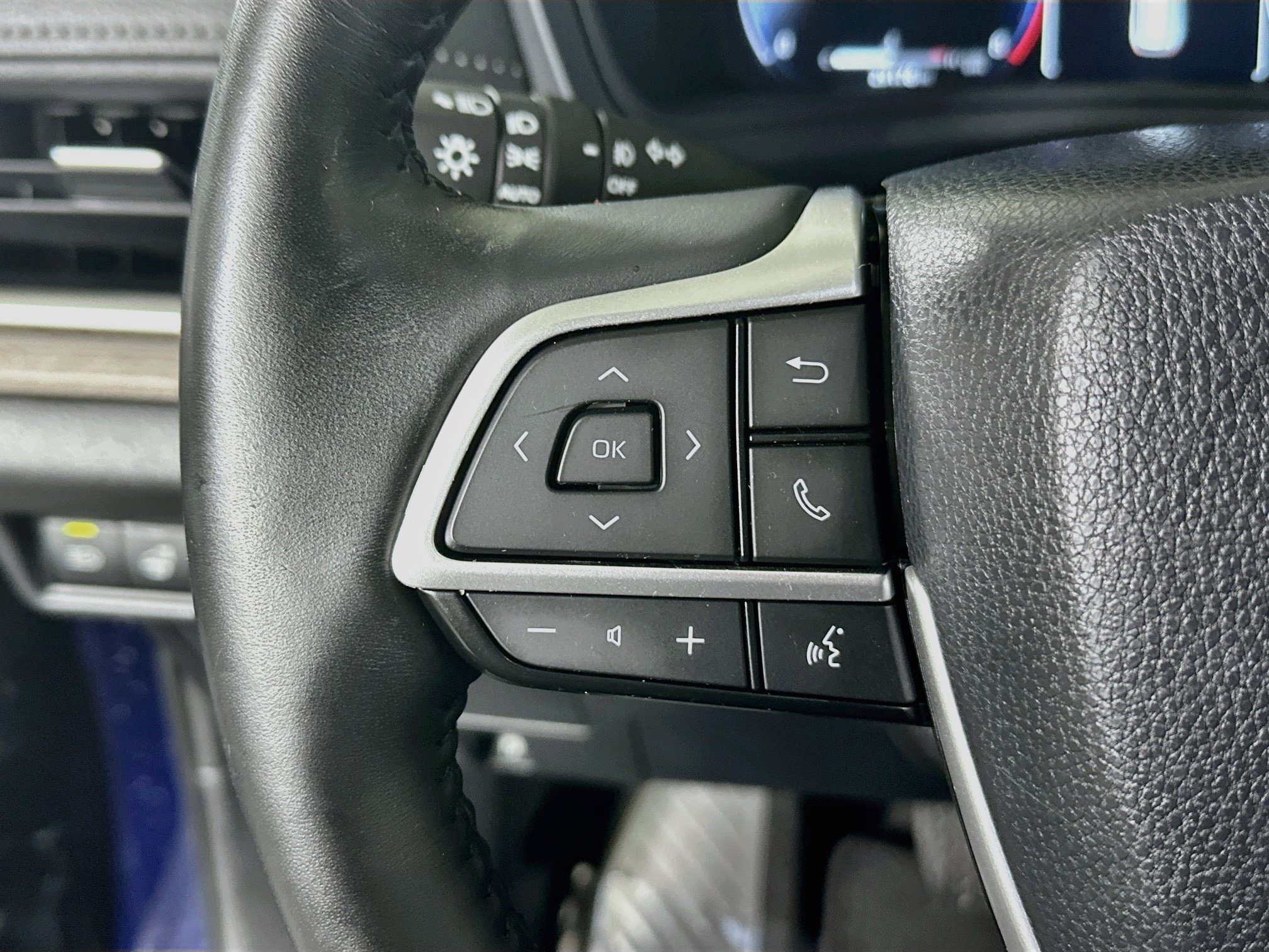 Certified 2024 Toyota Grand Highlander FWD image 16