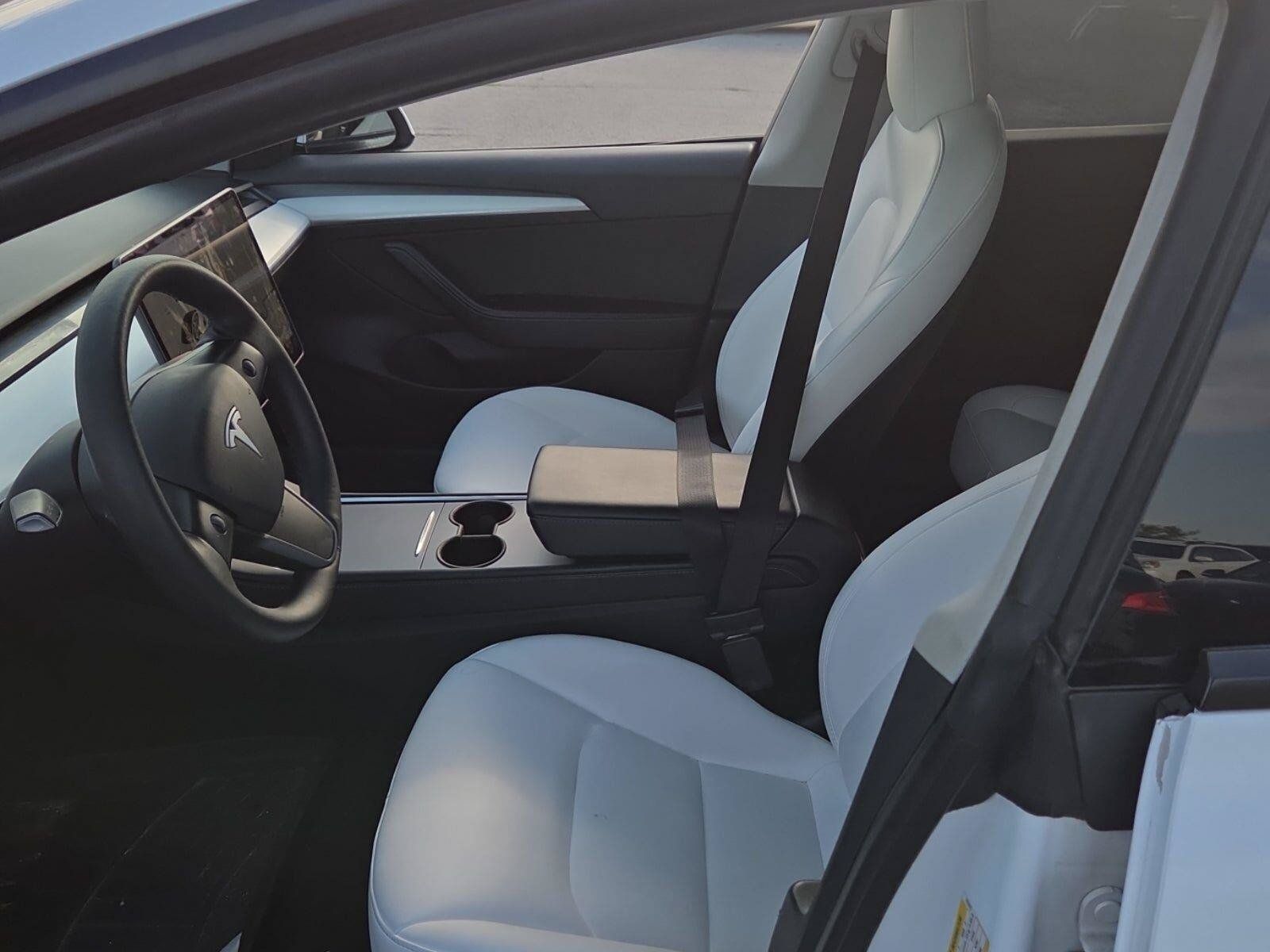 Used 2022 Tesla Model 3 Long Range AWD/4WD image 6