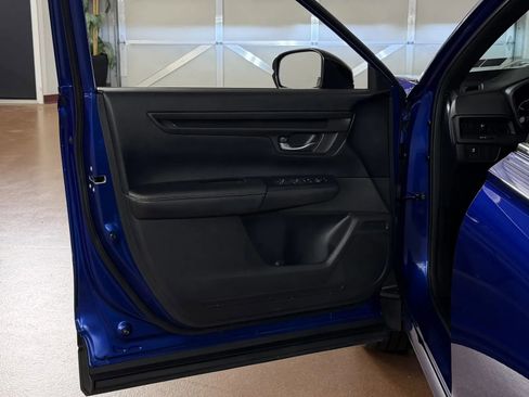 Used 2023 Honda CR-V Sport image 16