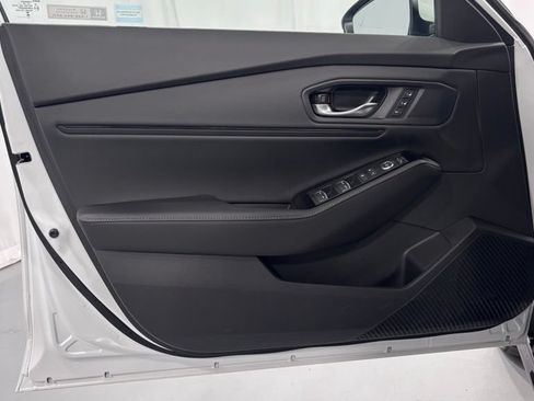 Used 2023 Honda Accord Touring image 16