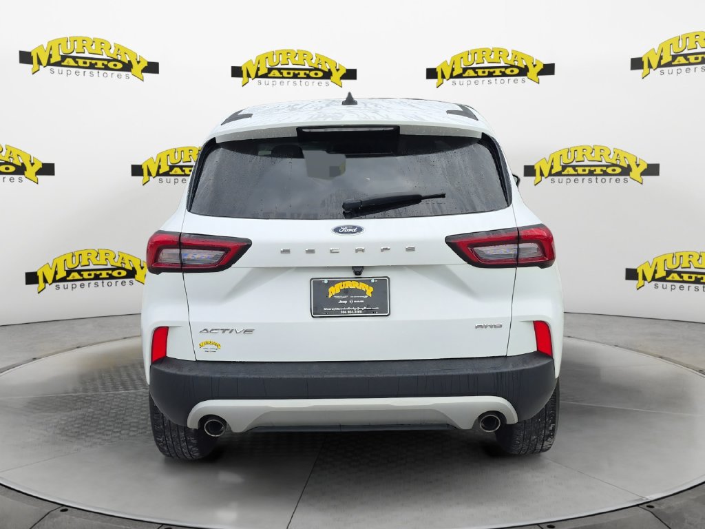 Used 2025 Ford Escape Active AWD/4WD image 4