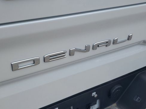 Used 2024 GMC Sierra 1500 Denali w/ Denali Reserve Package image 7
