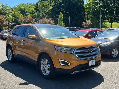 Used 2016 Ford Edge SEL w/ Equipment Group 201A AWD/4WD image 3