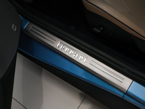 Used 2022 Ferrari Portofino M image 21